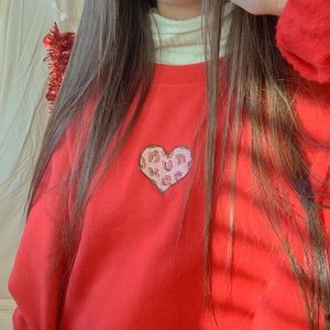 heart embroidered crew neck :)